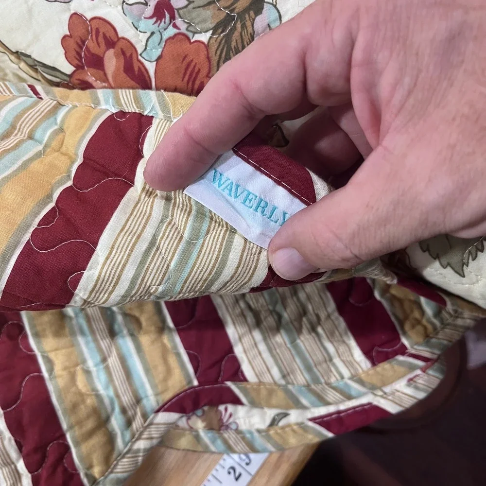 Waverly Charleston Chirp Quilt Set Full/Queen Cream Burgundy Floral Bird Rev